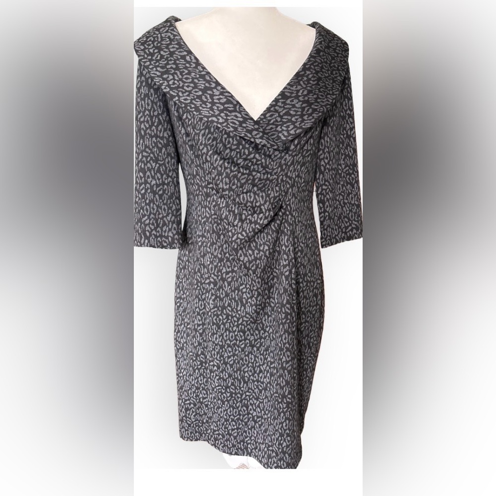 Kay Unger Black and Gray Shawl Collar Dress Size 14 Quiet Luxury Dinner Date